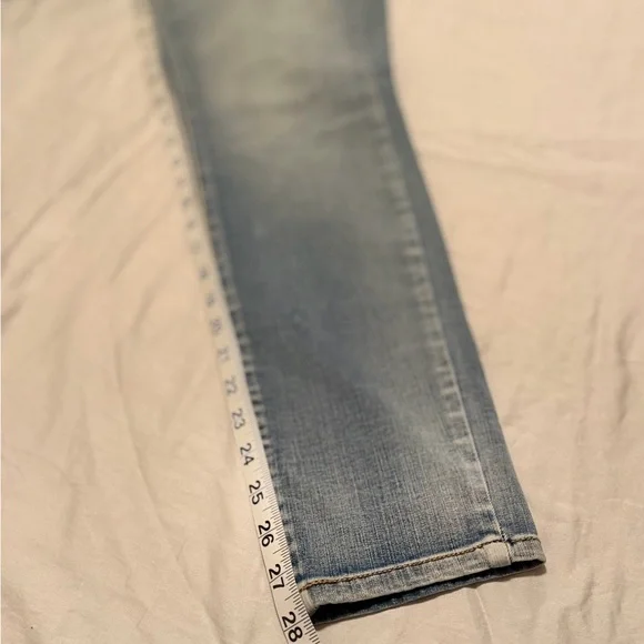 Time and Tru High Rise Skinny Jeans Medium Wash - Picture 9 of 9